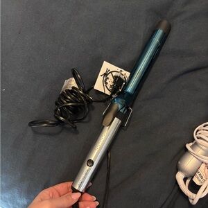 Babyliss Pro nano titanium extra long barrel 1.5 inch curling iron